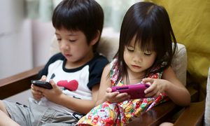taiwan podra multar padres cuyos hijos pasen much tiempo con los moviles desktop
