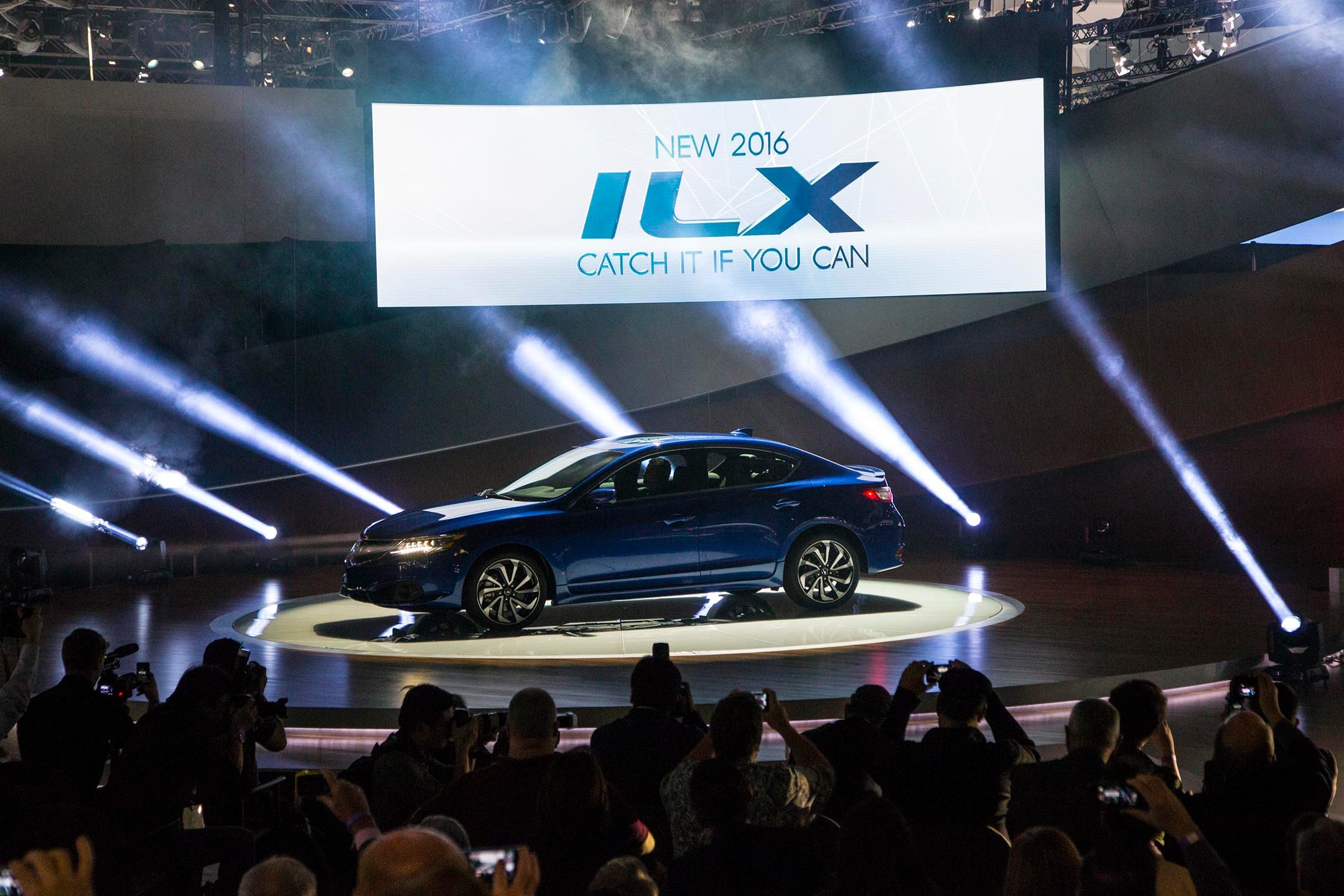 acura celebra la venta de dos millones unidades con el ilx 2016 the is revealed at 2014 los angeles auto show