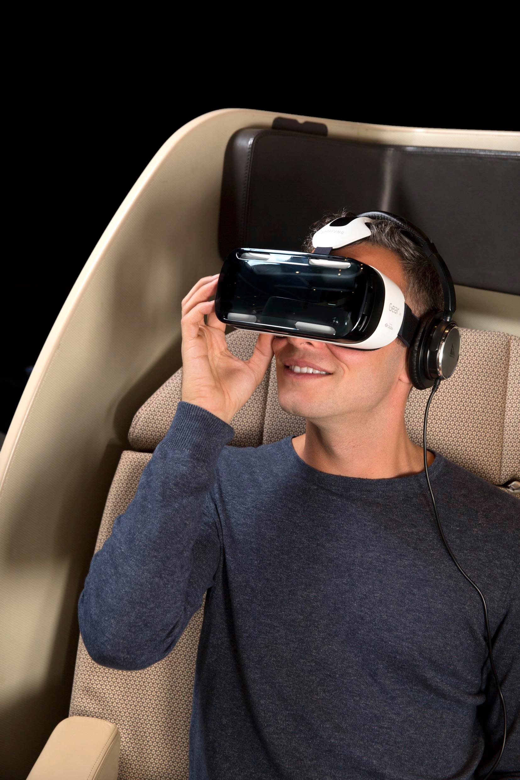 realidad virtual llega los pasajeros de primera clase qantas samsung 4