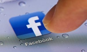 Facebook boton en móviles