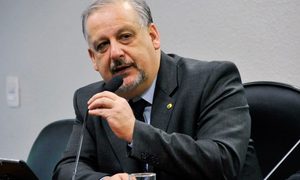 el gobierno brasileno quiere regular servicios como whatsapp netflix skype youtube y otros berzoini agsenado