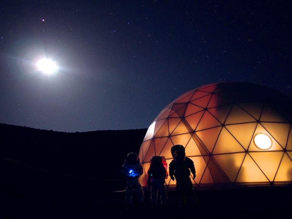 seis voluntarios pasaran aislados un ano para simular la vida en marte habsuitsmoon  copy