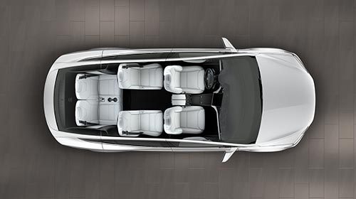 lanzan el tesla x un vehiculo electrico que cuesta 130 000 dolares section interior  seating for 6