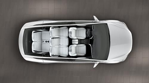 lanzan el tesla x un vehiculo electrico que cuesta 130 000 dolares section interior  seating for 7