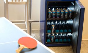 nevera cervezas budlight bud light fridge open 970x647 c