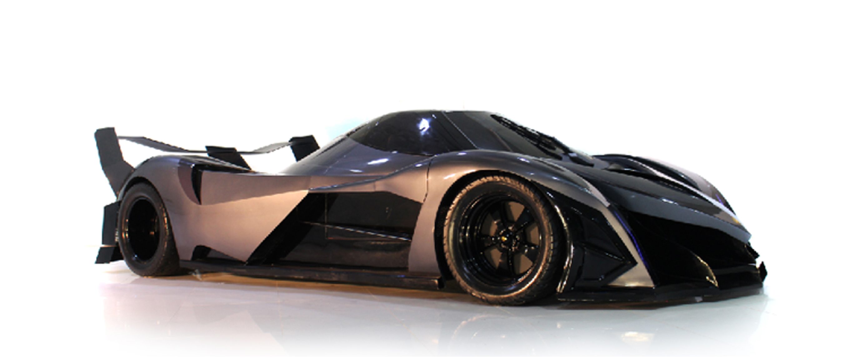 devel sixteen super auto de 5000 hp 04