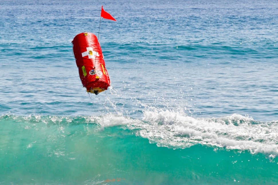 en grece se usan drones como guardavidas las playas greece 01