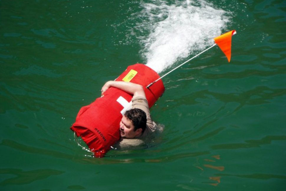 en grece se usan drones como guardavidas las playas greece 07