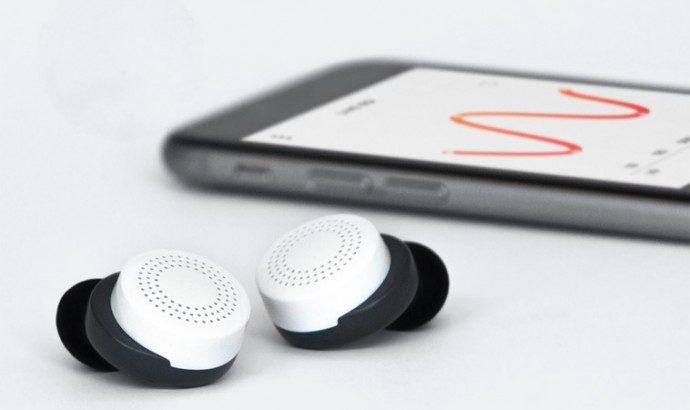 here los auriculares que controlan sonidos del mundo active listening buds price cost 690x410