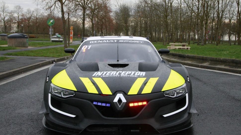 nuevo auto policia renault rs01 interceptor 04