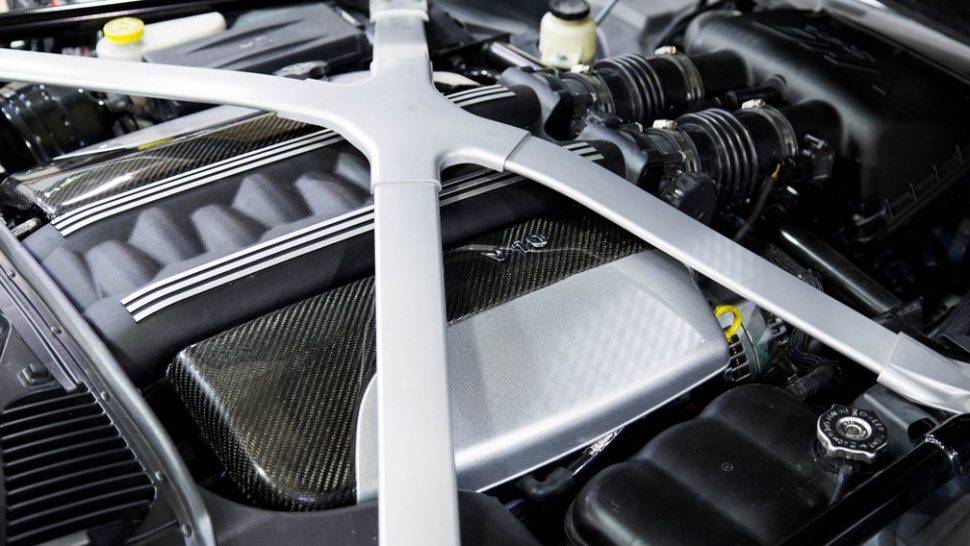 force 1 super auto con motor viper y diseno aston martin 10