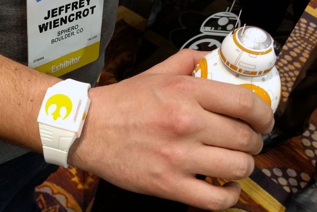 sphero estrena pulsera force band para controlar bb 8 star wars 173719 640x427 c