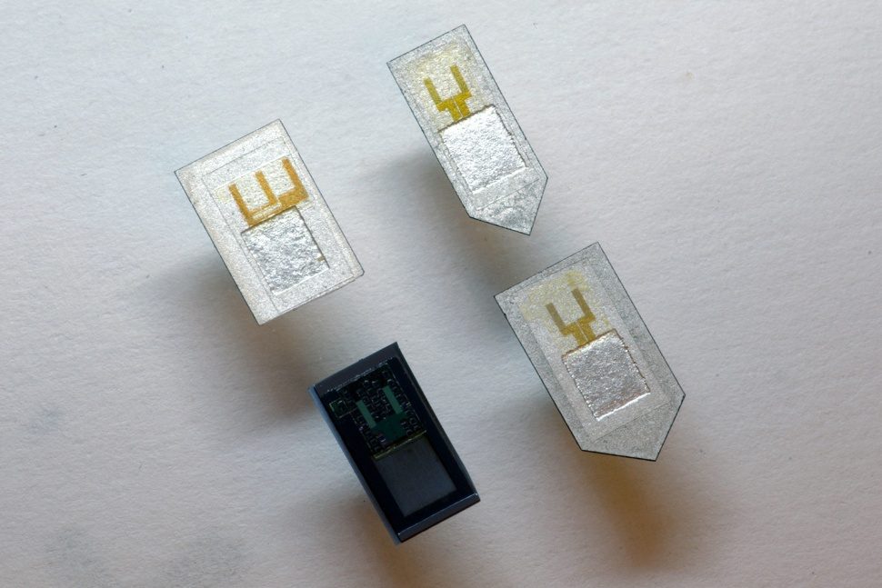 invento implante actividad cerebral various type of bioresorbable sensors pressure and temperature integrated sensor top left