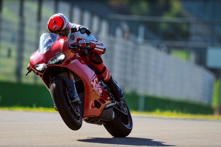 las motocicletas mas rapidas del mundo motos ducati 03
