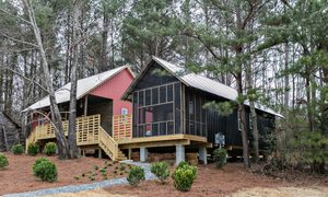 estudiantes disenan casas sostenibles 20 mil dolares art farm cottages 0059 970x647 c