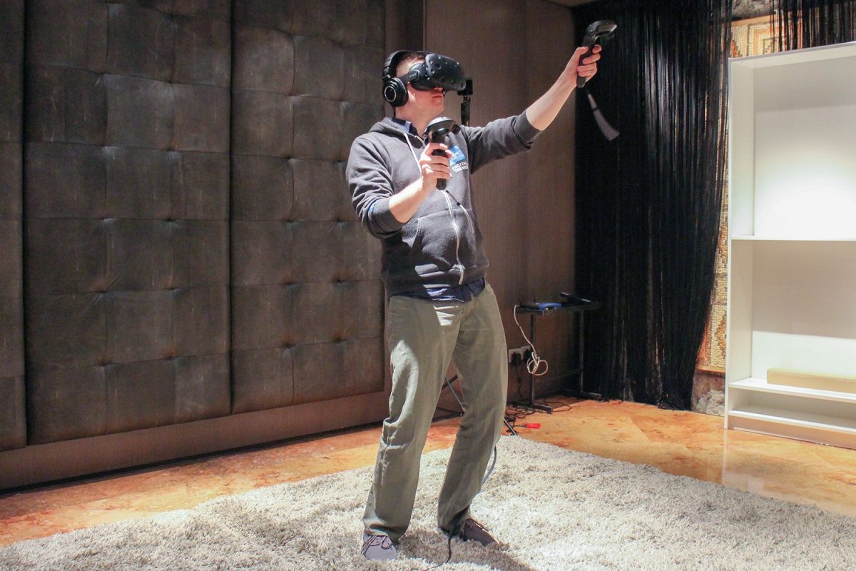 htc-vive-11-1200x9999