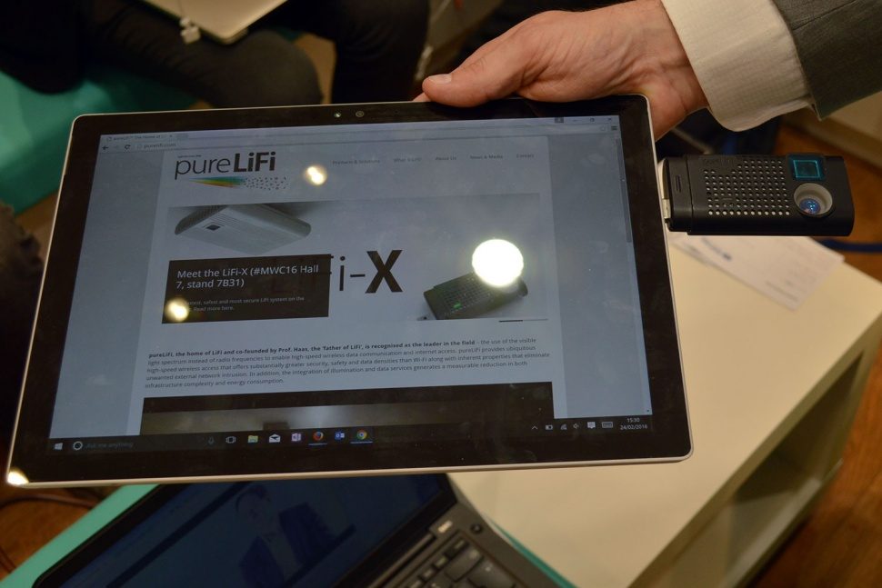 li fi internet led 0005 970x647 c