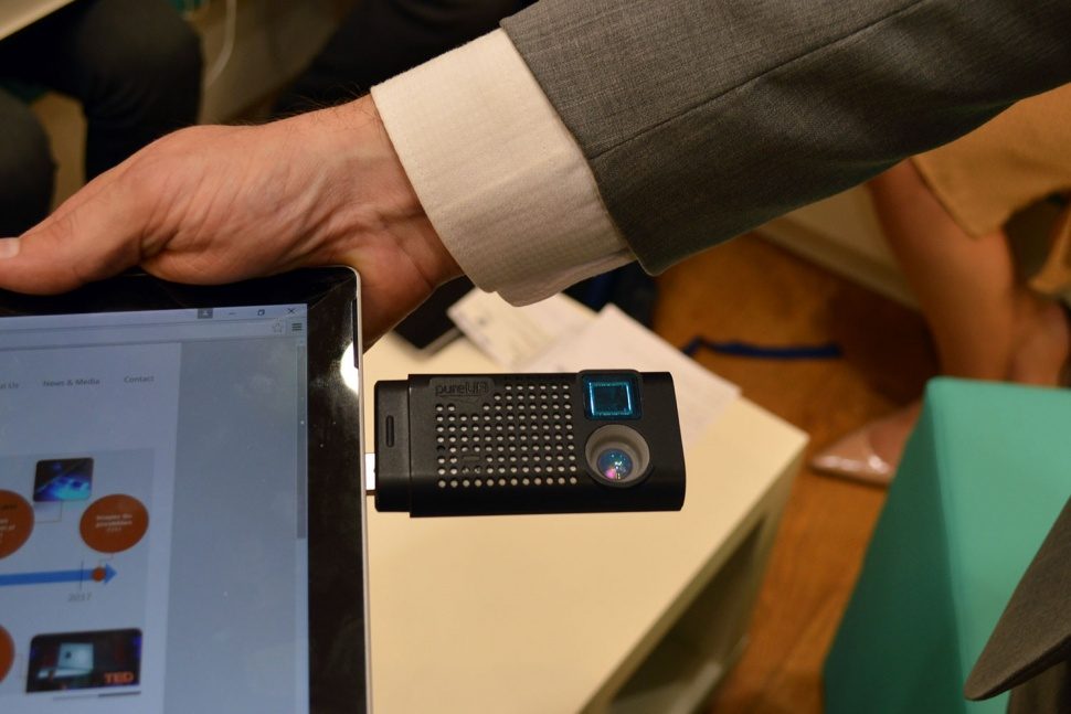 li fi internet led 0006 970x647 c