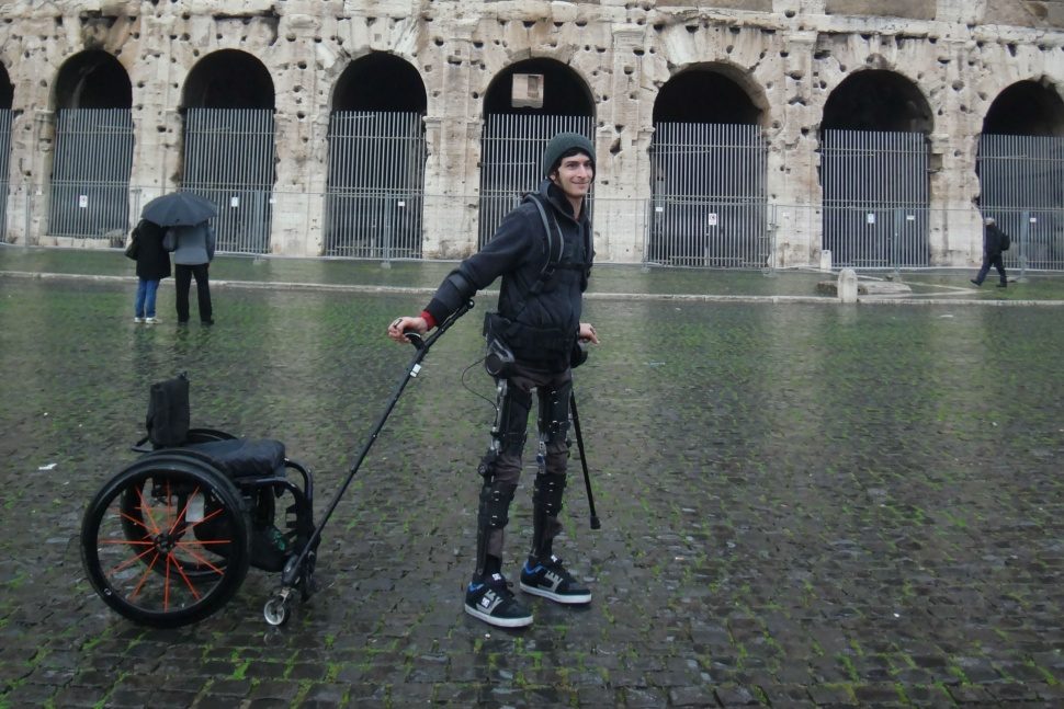 suitx exoesqueleto robot phoenix phoenix2 970x647 c