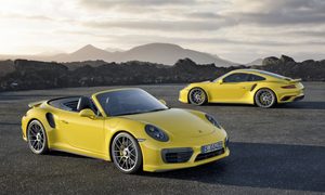porshce con internet de alta velocidad att porsche mwc
