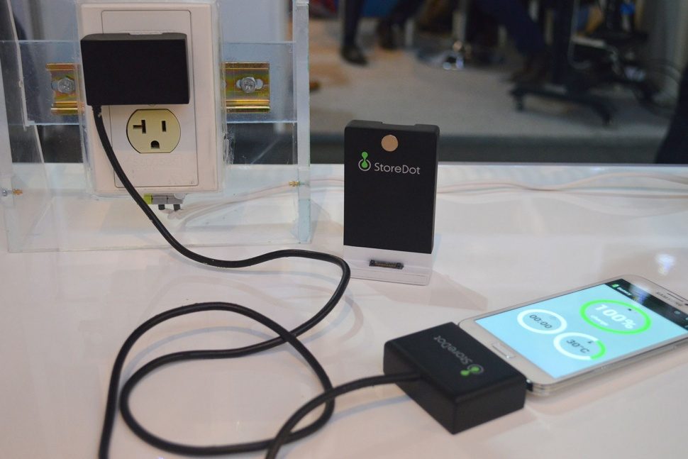 carga telefono 5 minutos tecnologia storedot 1 970x647 c