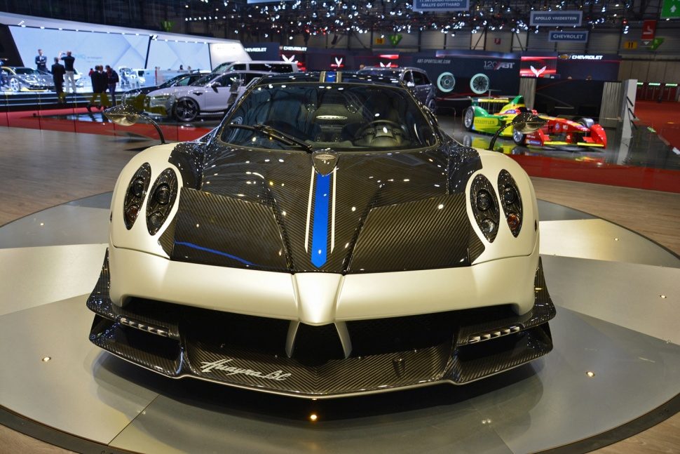 pagani huayra ginebra 2016 02