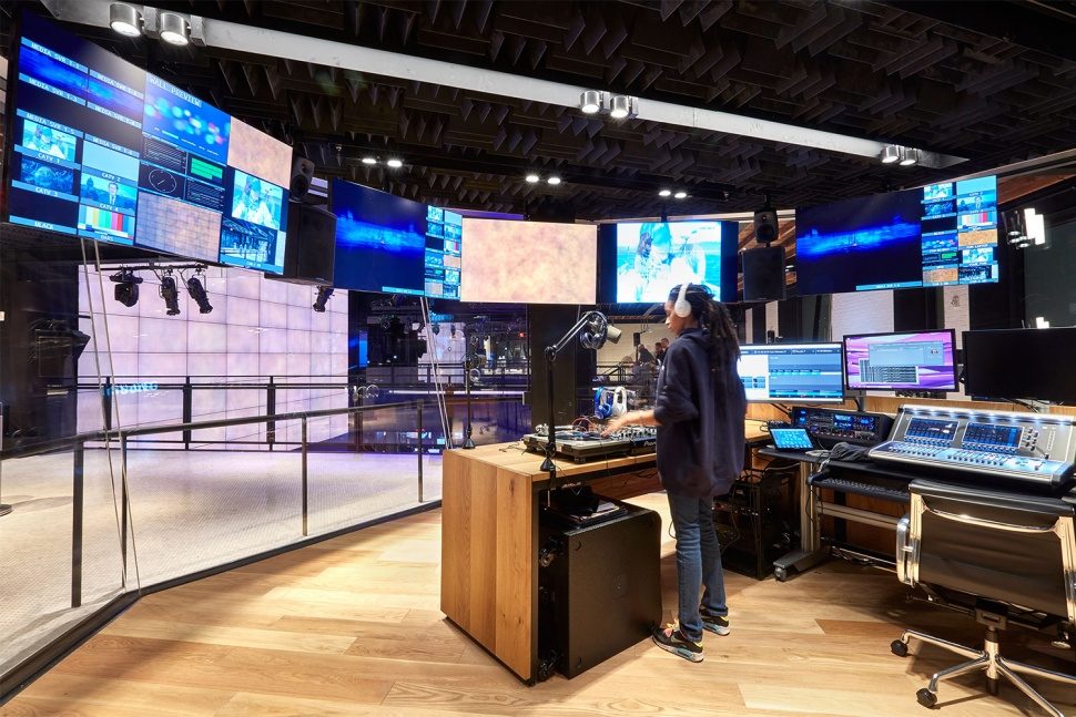 samsung centro cultural y comercial hub 07