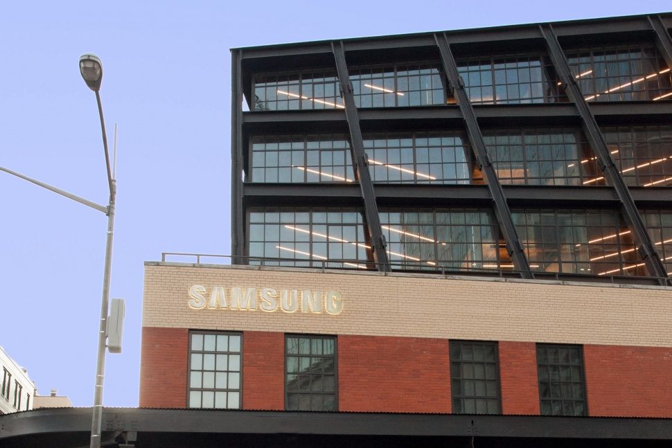 samsung centro cultural y comercial hub 14