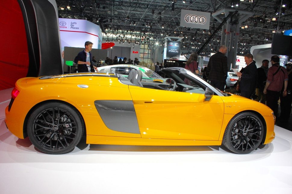 audi r8 spyder new york pretty 03