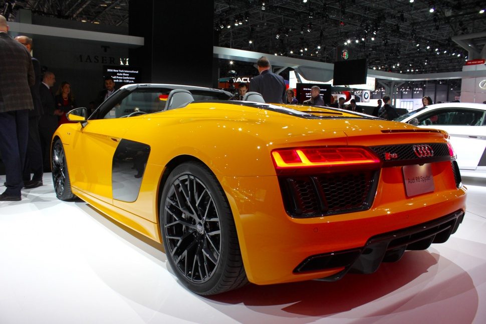 audi r8 spyder new york pretty 05