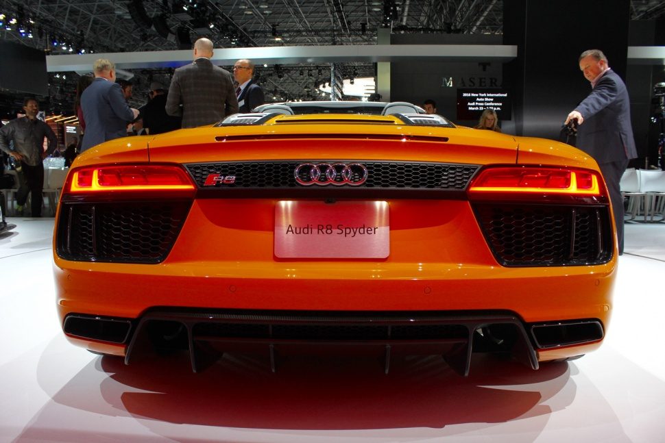 audi r8 spyder new york pretty 06