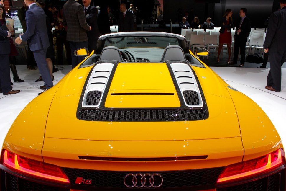 audi r8 spyder new york pretty 07