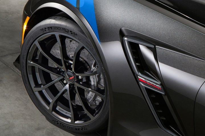 corvette grand sport ginebra gin 11