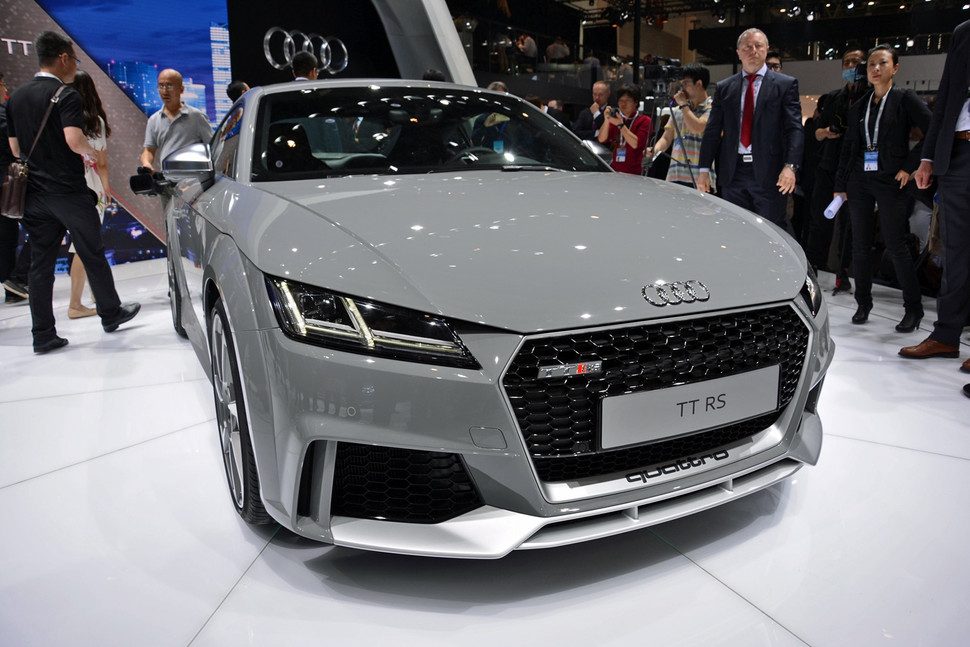 audi presento su nuevo tt rs en beijing autt 17