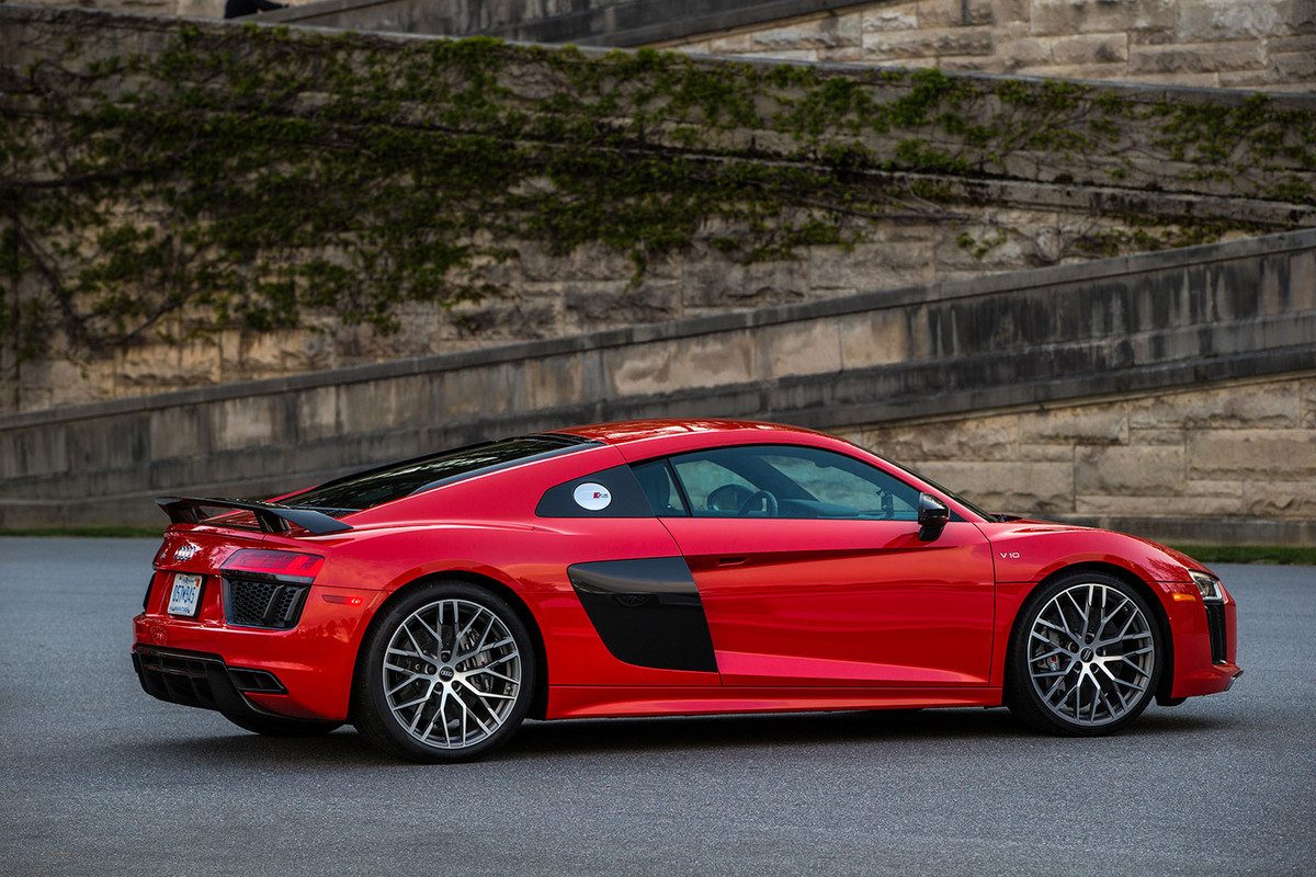 audi r8 v10 plus en daytona road trip 11