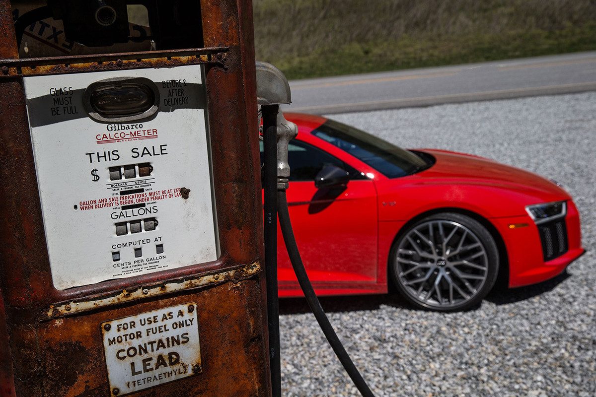 audi r8 v10 plus en daytona road trip 13