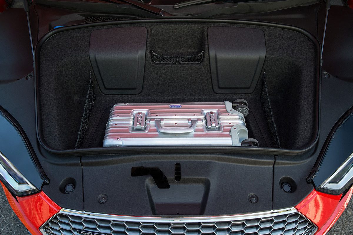 audi r8 v10 plus en daytona road trip 23