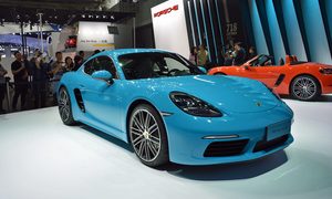 porsche renueva su 718 cayman 01
