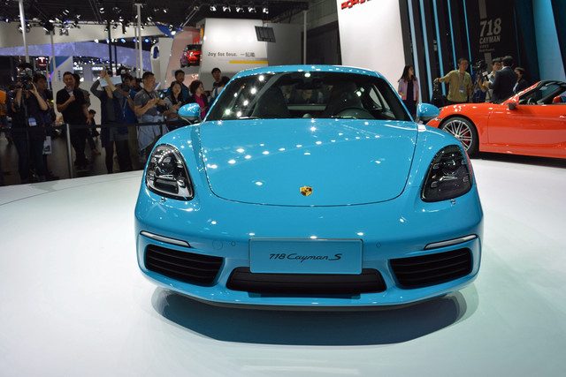 porsche renueva su 718 cayman 10