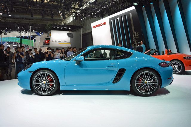porsche renueva su 718 cayman 11