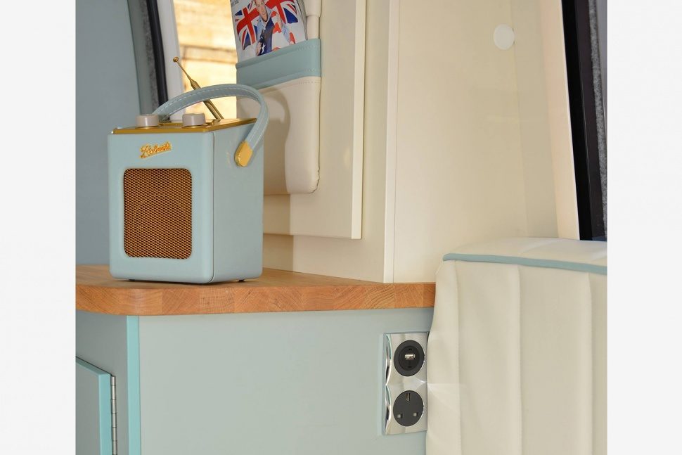 barefoot casita rodante con estilo camper 13