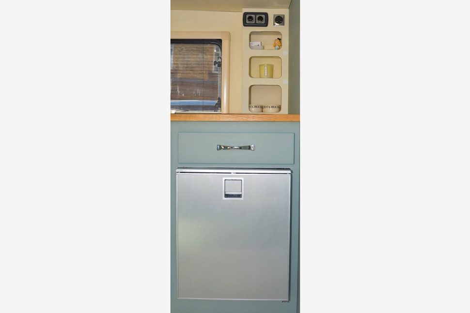 barefoot casita rodante con estilo camper 17