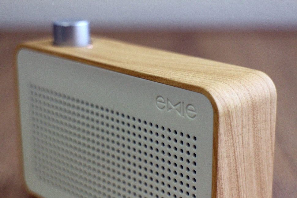 radio emie altavoz retro bluetooth speaker 0002 970x647 c