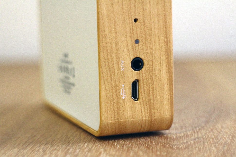 radio emie altavoz retro bluetooth speaker 0004 970x647 c