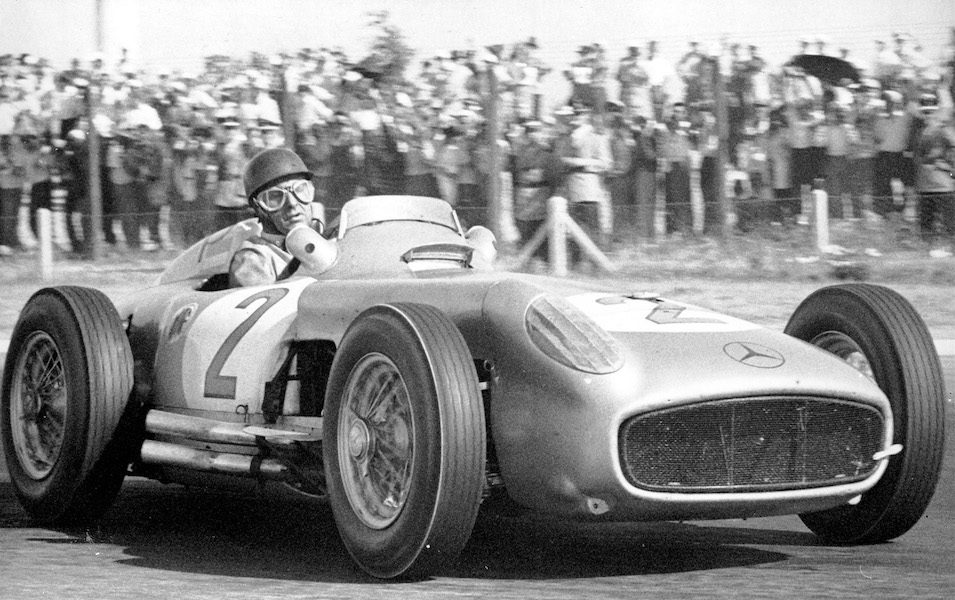 1954-1955-Mercedes-Benz-W196-R-Silver-Arrow-Monoposto-Juan-Manuel-Fangio-Argentinian-Grand-Prix-1955-1920x1200