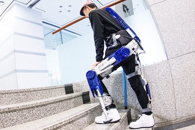 hyundai exoesqueleto 20160509 wearable robot 11 640x427 c