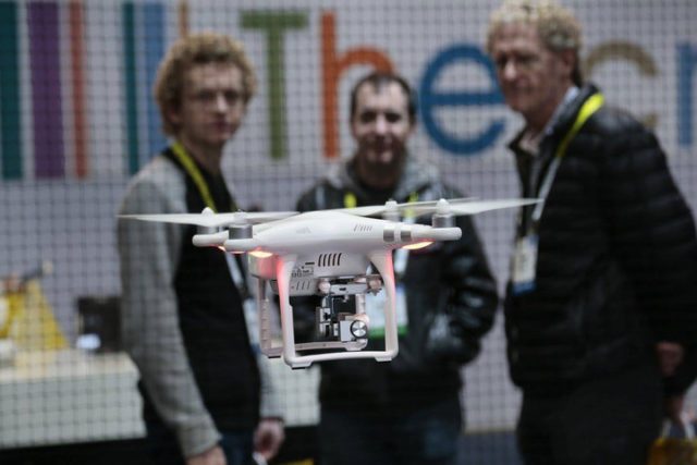 telefonos drones ces 2016 asia 720x480 c