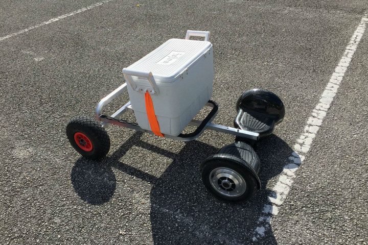 este ingenioso invento hace mas comoco tu hoverboard hovercart chair 05 720x480 c