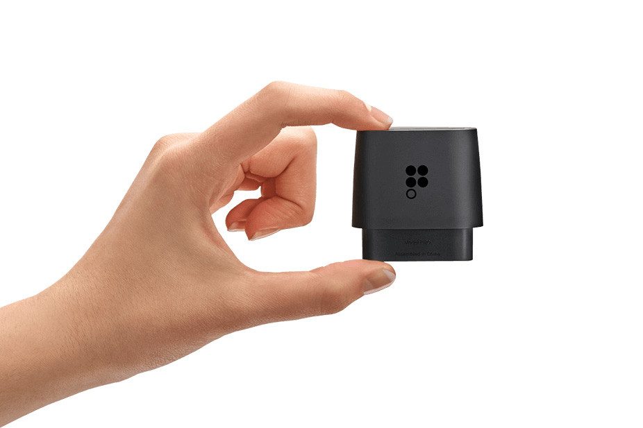 esta funda para la matricula oculta una camara de seguridad pearl rearvision 0013 970x647 c