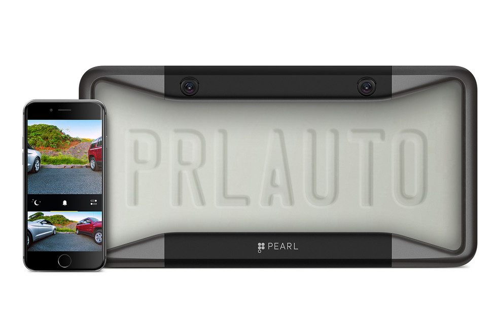 esta funda para la matricula oculta una camara de seguridad pearl rearvision 0015 970x647 c